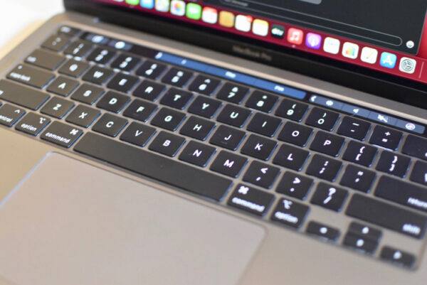 (Levertijd <2 weken) Apple Macbook Pro (2021-2023) M1 - 13" 256GB SSD - 8GB RAM in Spacegrijs - Afbeelding 4