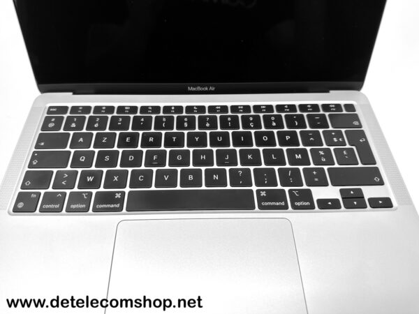 Apple Macbook Air 2020-2023 - M1 13" 256GB SSD - 8GB RAM in Zilver (ID: 10081238) - Afbeelding 6