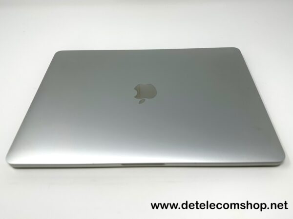 Apple Macbook Pro 2021 M1 13" 256GB SSD - 8 GB RAM in Zilver (ID: 8391430) - Afbeelding 2