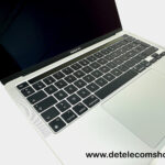 Apple Macbook Pro 2021 M1 13" 256GB SSD - 8 GB RAM in Zilver (ID: 8391430) - Afbeelding 6